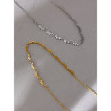 Greer Leaves Necklace – Elegant Nature-Inspired Piece | Huna Jewelry