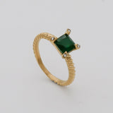 Mia Gemstone Ring – 18K Gold-Plated Twisted Band with Cubic Zirconia | Huna Jewelry