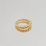 Lia Twisted Ring – 18K Gold or Silver-Plated Stainless Steel | Huna Jewelry