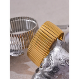 Yara Wide Metal Bangle – Elastic Rust-Resistant Bracelet | Huna Jewelry