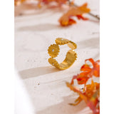 Emilia Floral Gold Ring – Dainty & Rust-Resistant Everyday Jewelry | Huna Jewelry