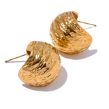 Lainey Wide C-Shape Huggie Earrings – Modern & Chic Jewelry | Huna Jewelry