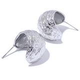 Lainey Wide C-Shape Huggie Earrings – Modern & Chic Jewelry | Huna Jewelry