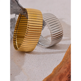 Yara Wide Metal Bangle – Elastic Rust-Resistant Bracelet | Huna Jewelry