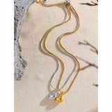 Susan Geometric Pendant Necklace – Minimalist & Waterproof Jewelry | Huna Jewelry