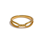 Veronica Twist Ring – Chic Minimalist Water-Resistant Jewelry | Huna Jewelry
