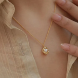 Pearl Pendant Necklace – 18K Gold-Plated Minimalist Jewelry | Huna Jewelry